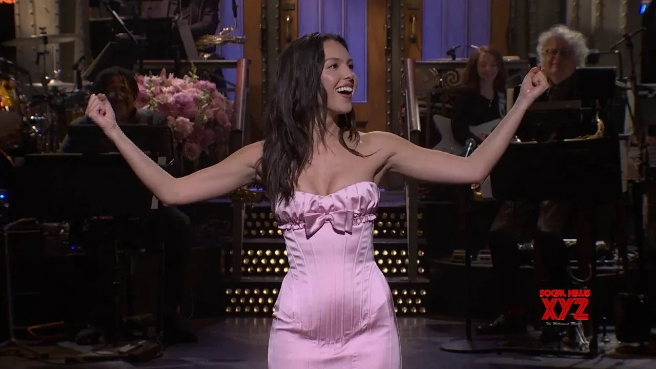 Saturday Night Live Fans Get Front-Row Seat to Tonight’s Monologue