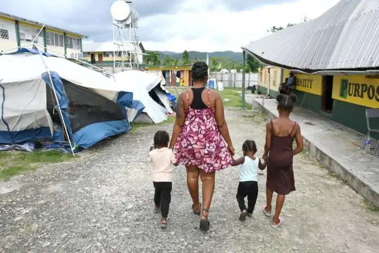 Beyond the Flowers: The Unbreakable Spirit of Mothers Living in Shelters
