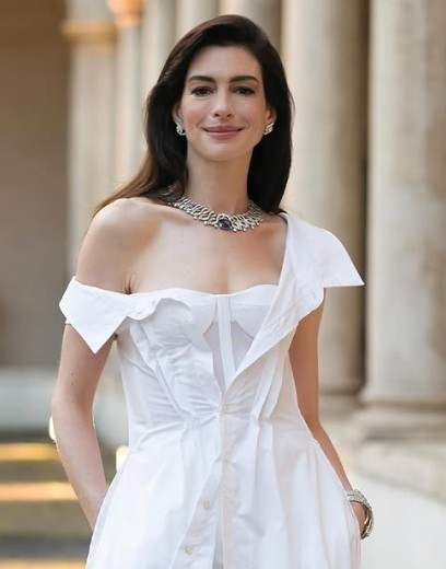 Mia Thermopolis is coming back: Anne Hathaway drops major hint on Princess Diaries 3